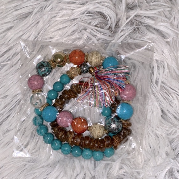 BOHO FASHION FAUX WOOD BEADED STRETCH BRACELET SET - Picture 6 of 6